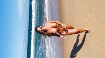 Vídeos de Aricia Silva nua na praia
