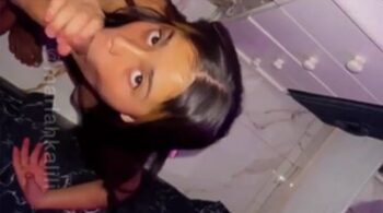 Vídeos de sexo oral da Mariah Kalili chupando e olhando