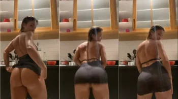 Gabreca dançando com um vestido sem calcinha, mostrando tudo