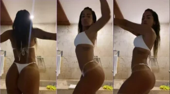 Anitta fazendo um pornô caseiro, rebolando aquele bundão gostoso com uma calcinha bem justinha