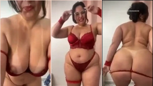 Coroa irresistível arrasou no striptease ao vivo no cam4!