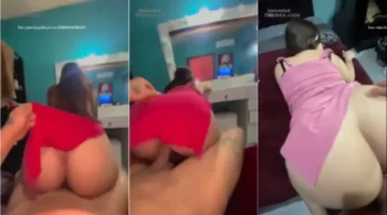 Uma novinha sensacional, com uma bundinha gostosa, se divertindo de quatro, vestindo um vestido sem roupa de baixo