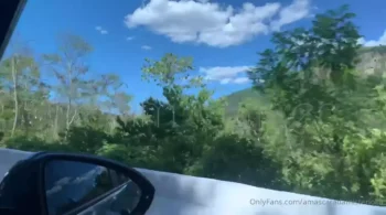 Balada no carro com a Iasmim Oliver mostrando os atributos pro camarada