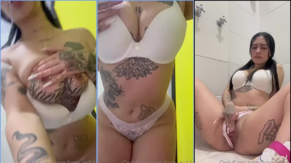 A safadinha da Honey tá se exibindo de um jeito bem quente!
