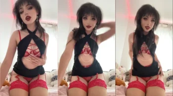 Gostosona iHeartPidge arrasando em uma calcinha super sexy!