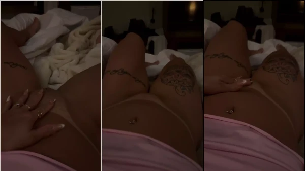 Kaaly, a ninfeta irresistível, aparece em um vídeo mostrando sua parte mais íntima