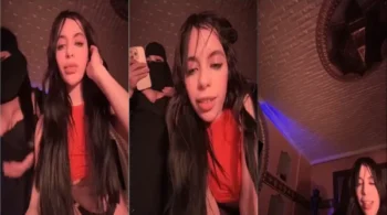 Stripchat irresistível, cheia de sensualidade e aquela vibe de máscara, ao lado da amiga!