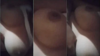 Vídeo inesperado da garotinha mostrando os peitões