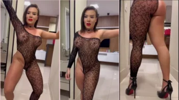 A mulher do Dessinha, toda gata de meia-calça preta e com o bundão bem gostoso!