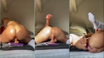 Manda nudes se divertindo com um consolo